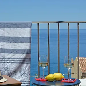 Donna Luna Terrazza S Ambrogio Apartment